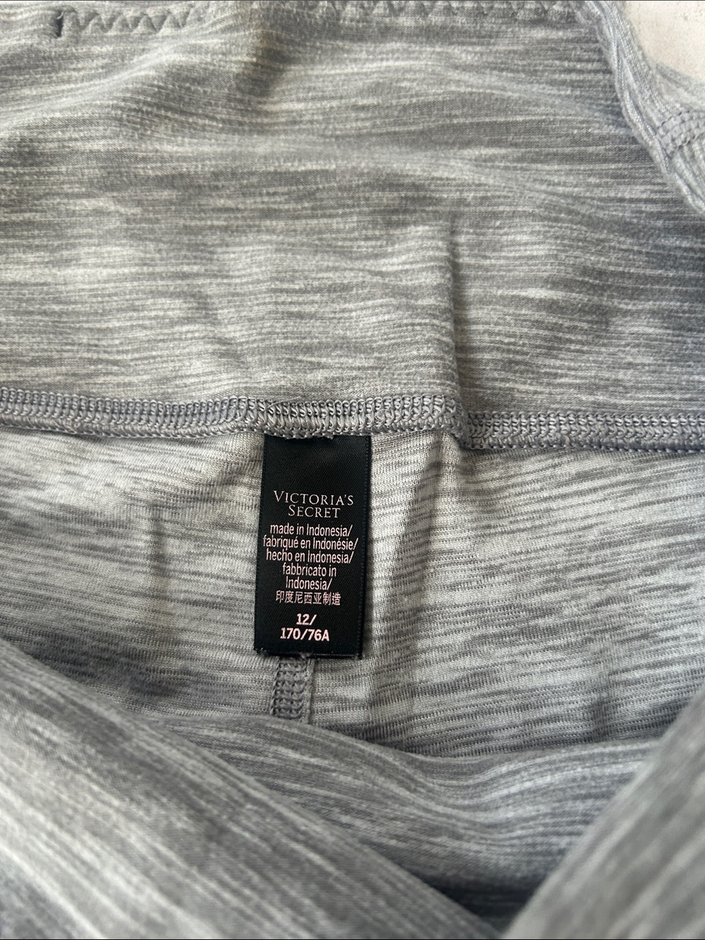Victoria's Secret Women's Leggings (5) - Black, Gray, Pink, Purple - Picture 13 of 15